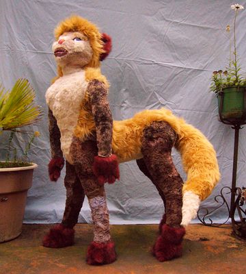 Vixtoria, a hand-sewn flexible foxtaur sculpture by Wayan. Click to enlarge.