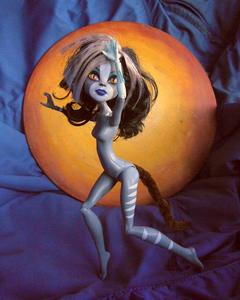 Gray catgirl (Monster High doll) reinforced to free-stand.